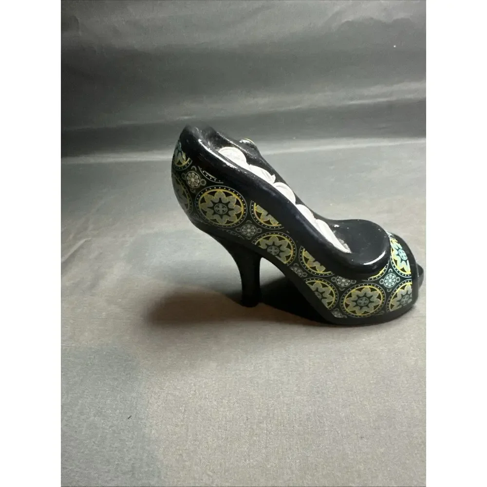 4 Mini High Heel Shoes Jewelry Ring Holder Display